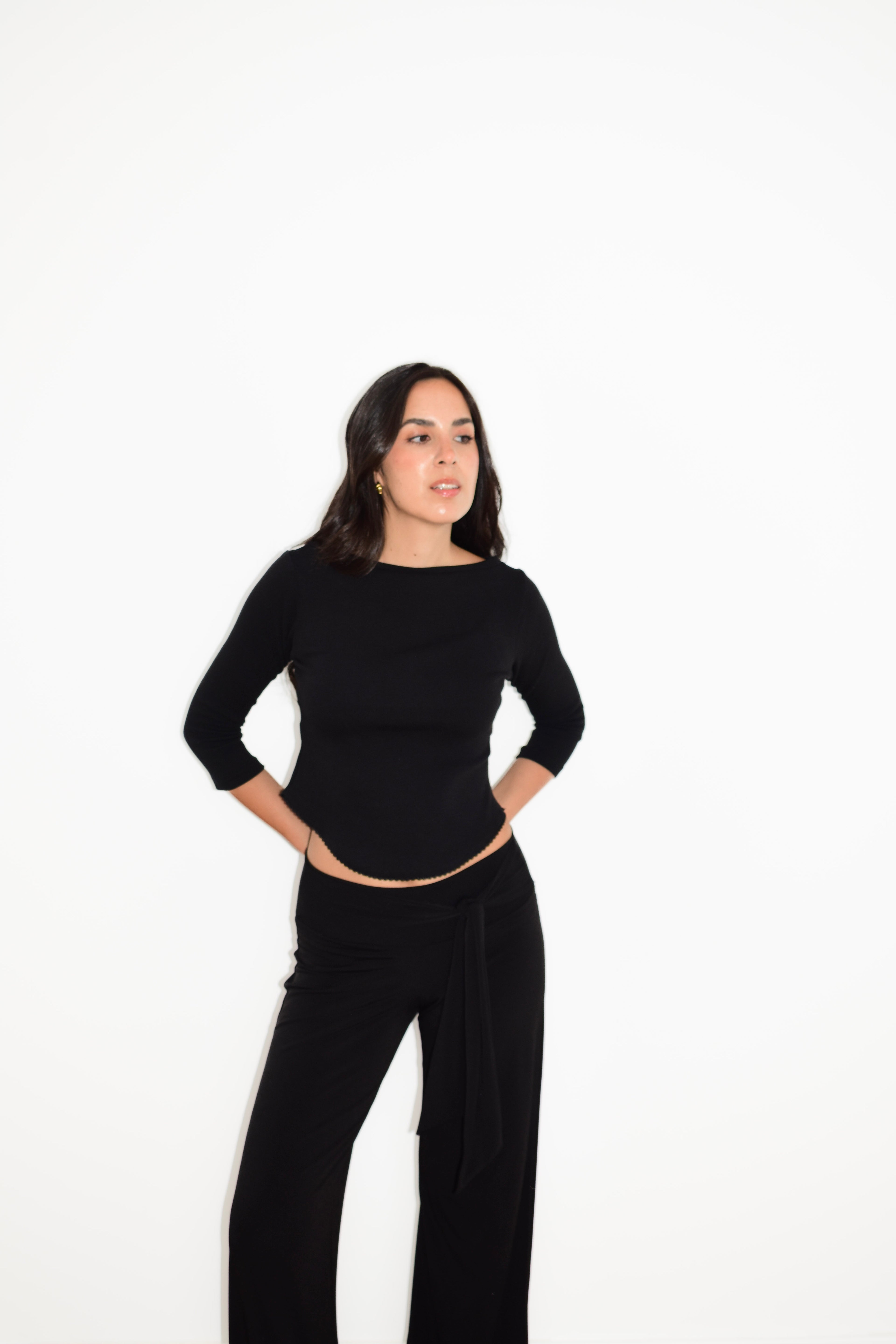 MILA TOP BLACK